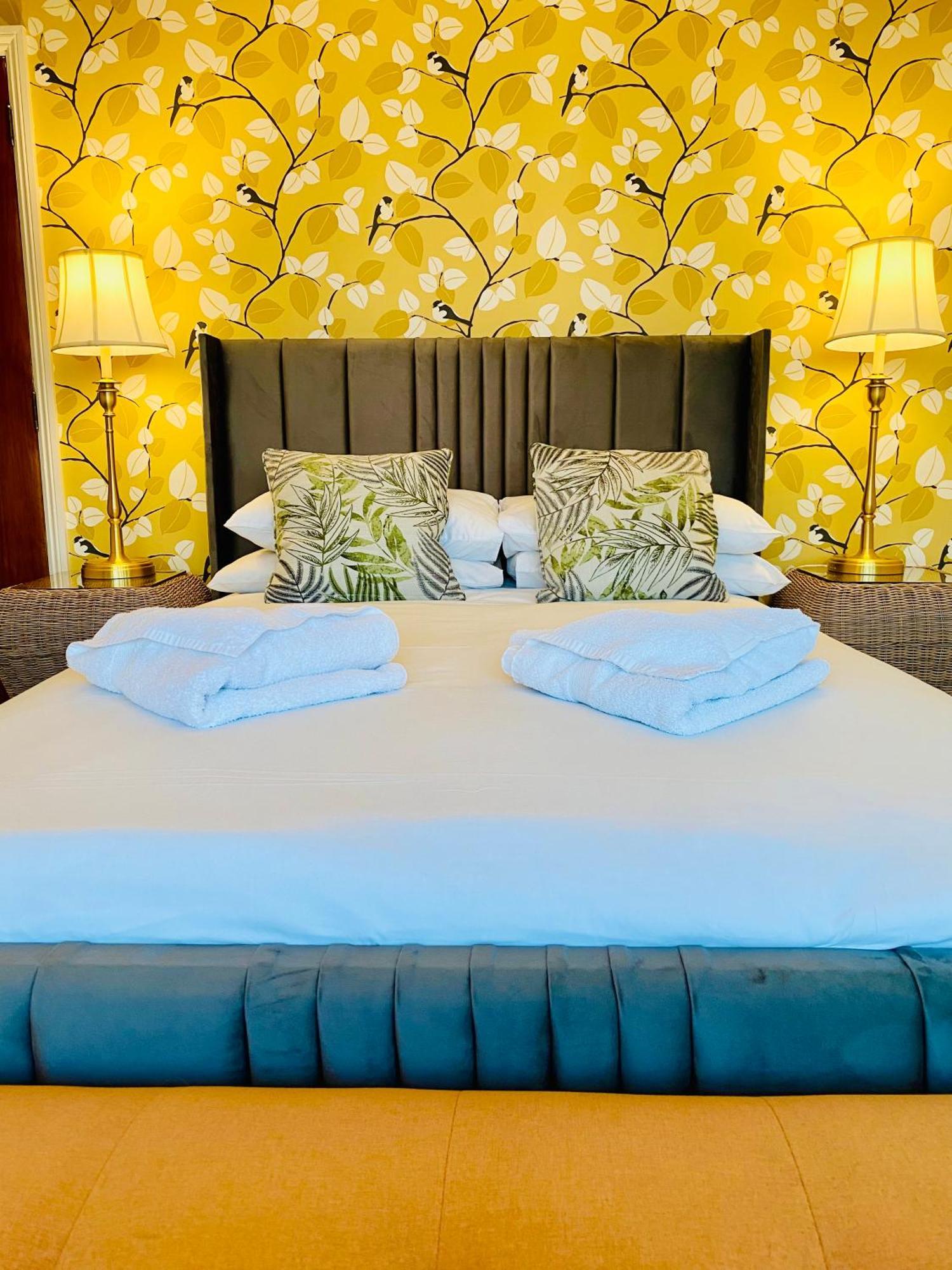 שנקלין Carlton Hotel מראה חיצוני תמונה